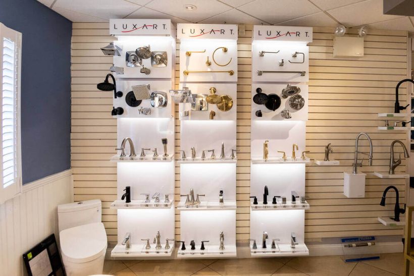 luxart shower faucet display
